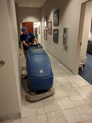 Floor Cleaning in Irving, TX (1)