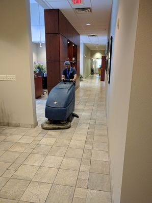 Floor Cleaning in Irving, TX (2)